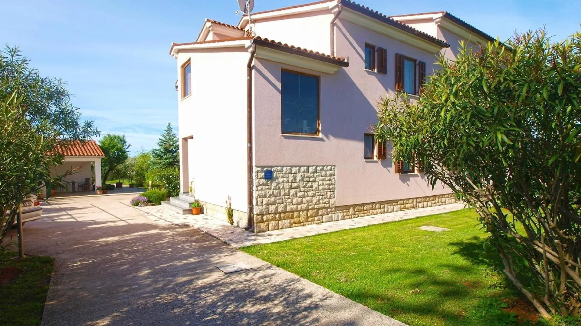 Ferienhaus Mit Privatpool Fuer 8 Personen Ca 120 Qm In Valbandon, Istrien Istrische Riviera Vakantiehuis
